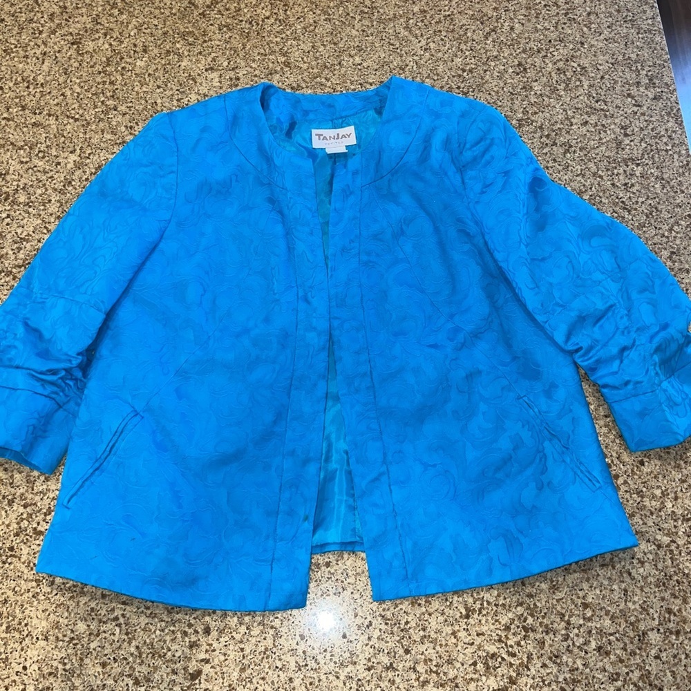 TanJay Embossed Floral Blazer 12P